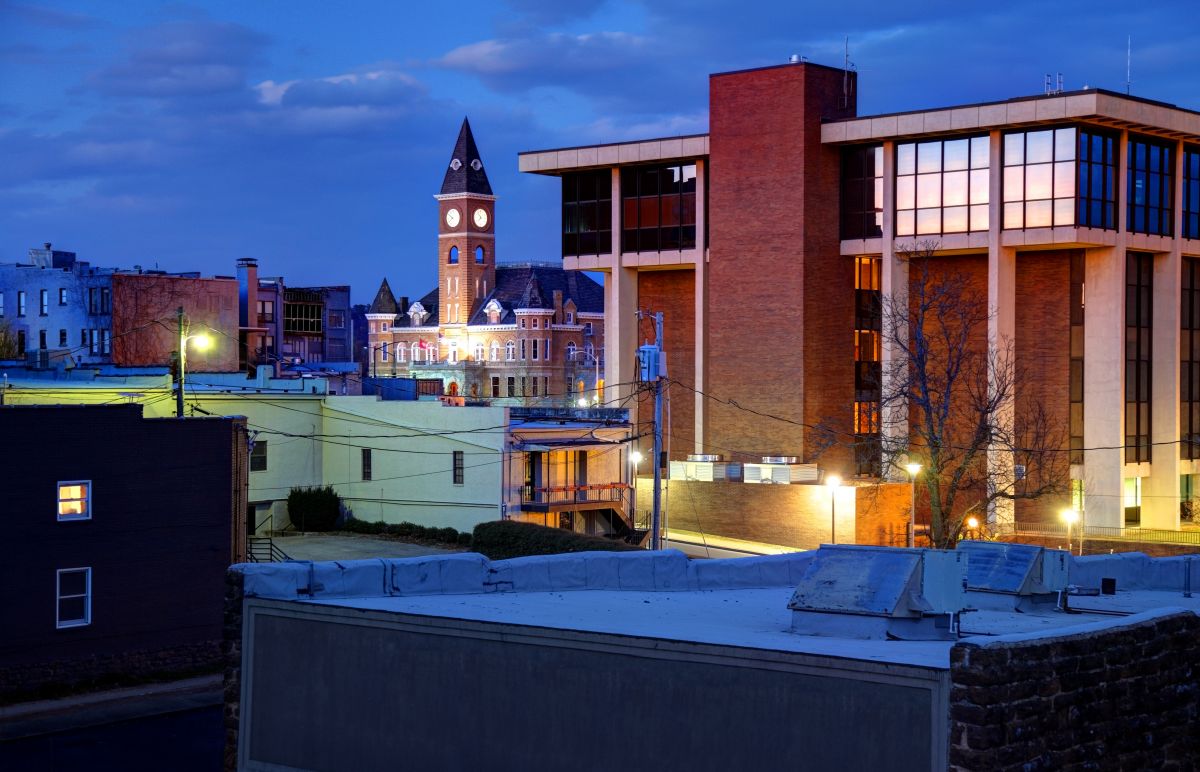 Best Bathtub Installation pros in Fayetteville, AR