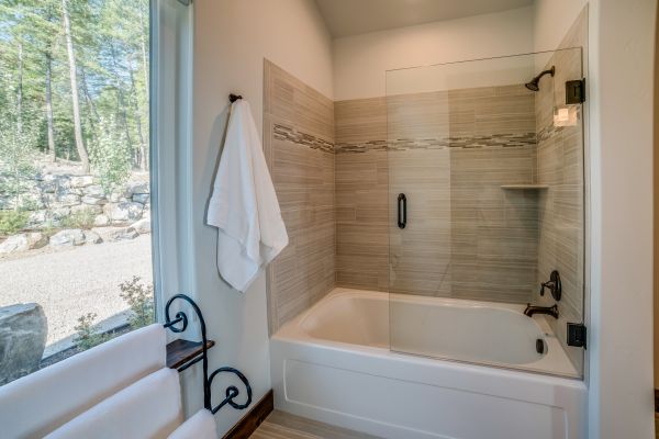 Cost of Bathroom Tub Installation in Bentonville